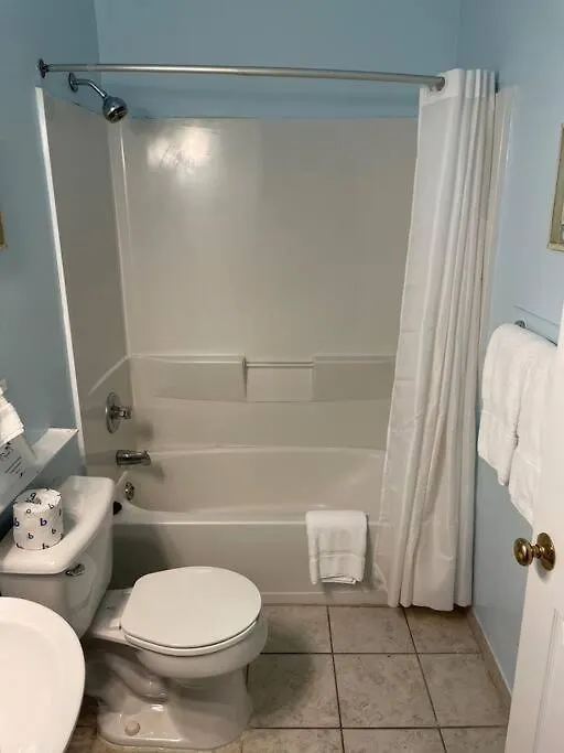 Beautiful Villa Just Steps Away From The Beach! Georgetown Apartman